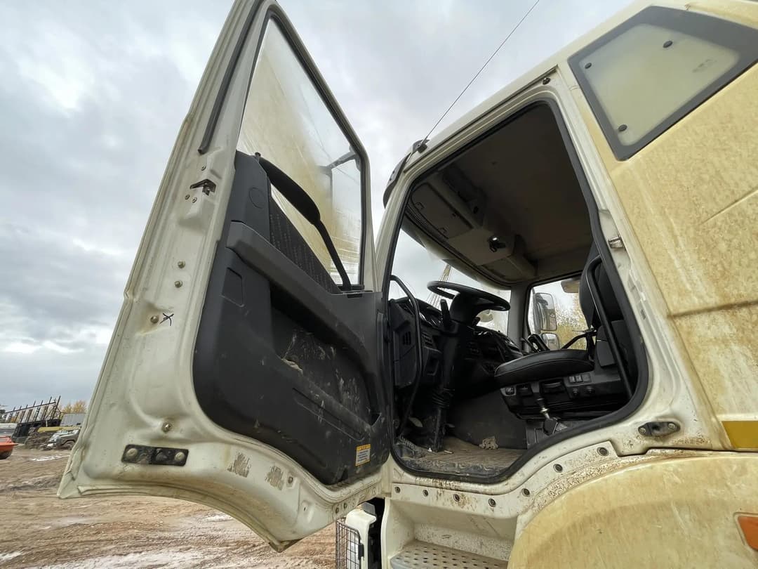 FAW J6 8x4 Самосвал - 7