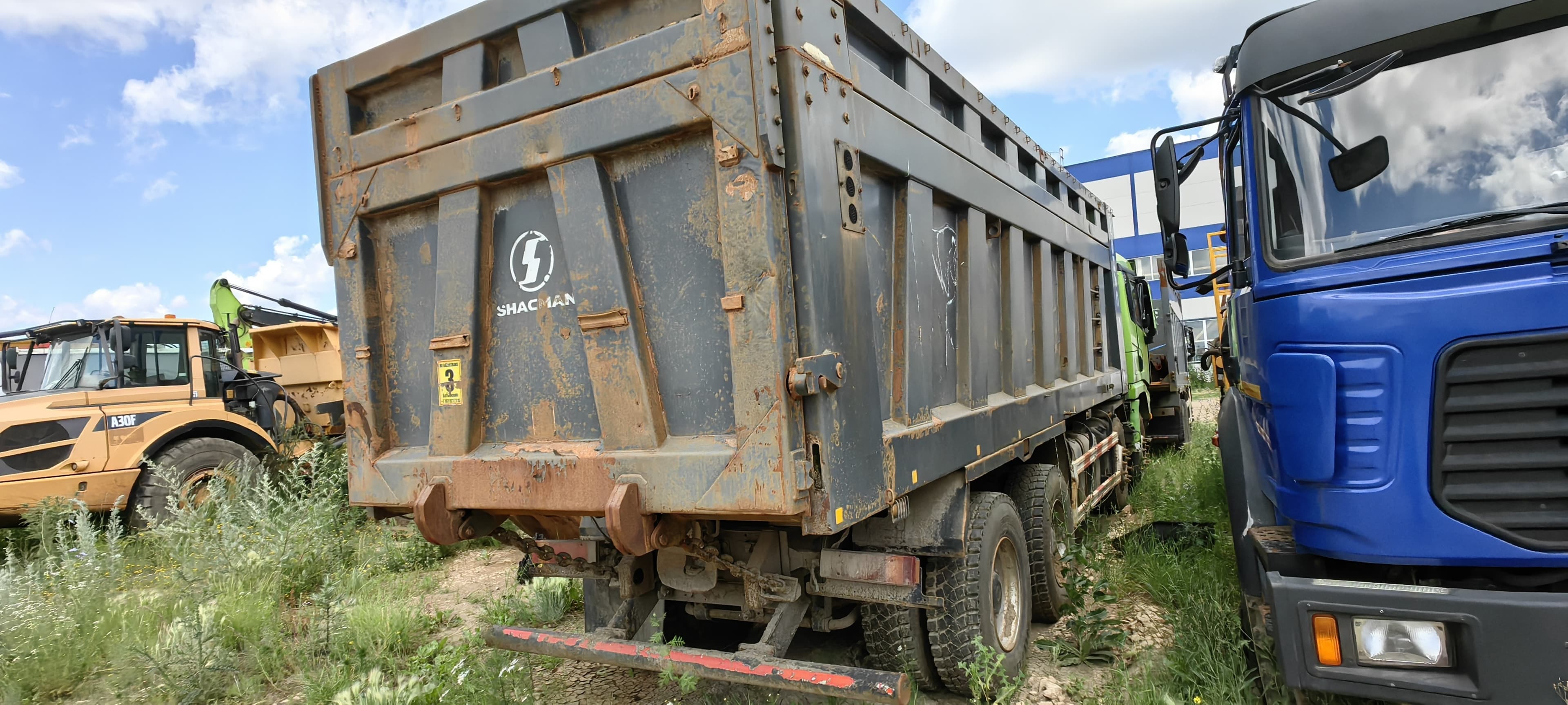 Shacman (Shaanxi) SX* 8x4 Самосвал - 3