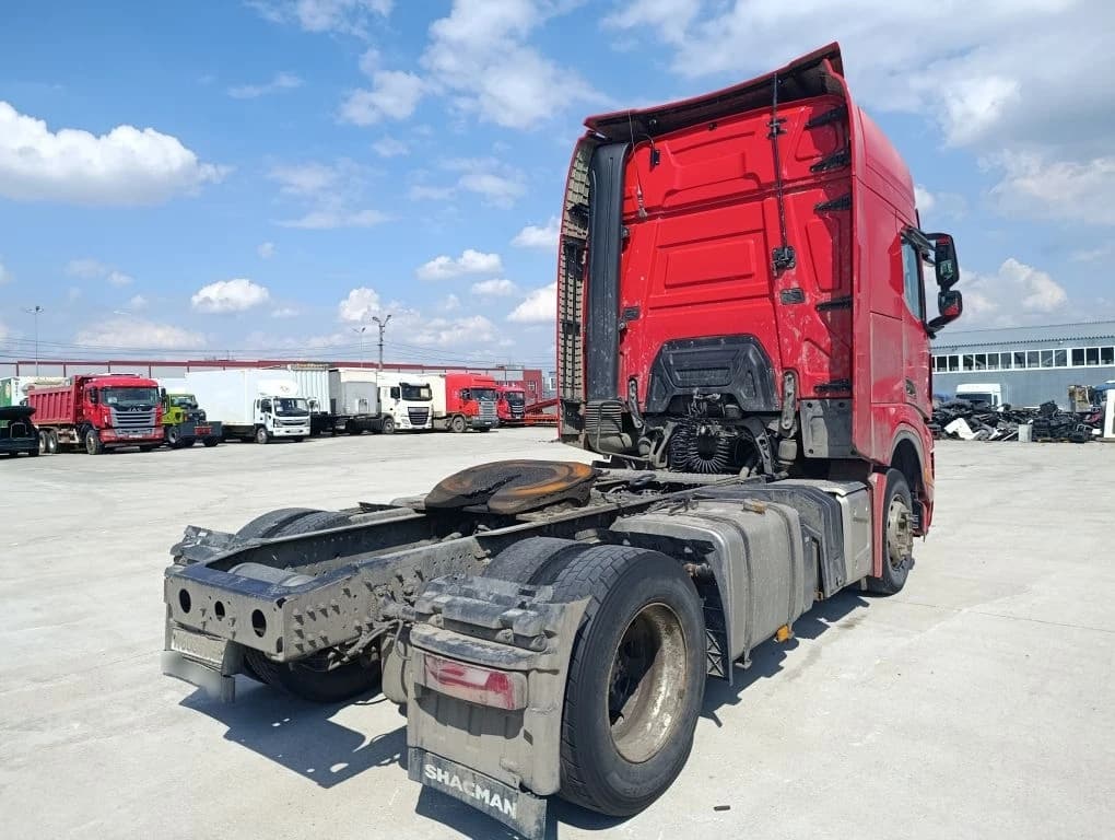 Shacman (Shaanxi) SX* 4x2 Седельный тягач - 3