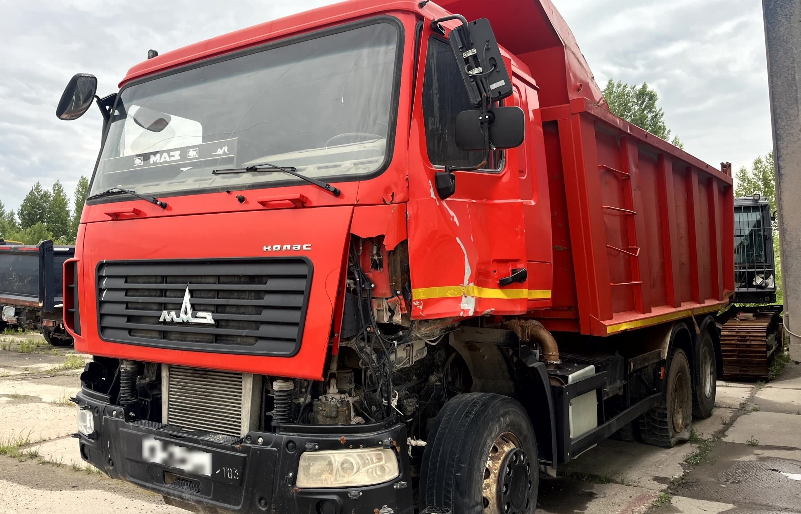 МАЗ 6501 6x4 Самосвал - 1