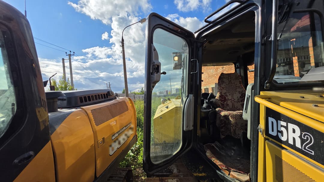 Caterpillar D5 Бульдозер - 6