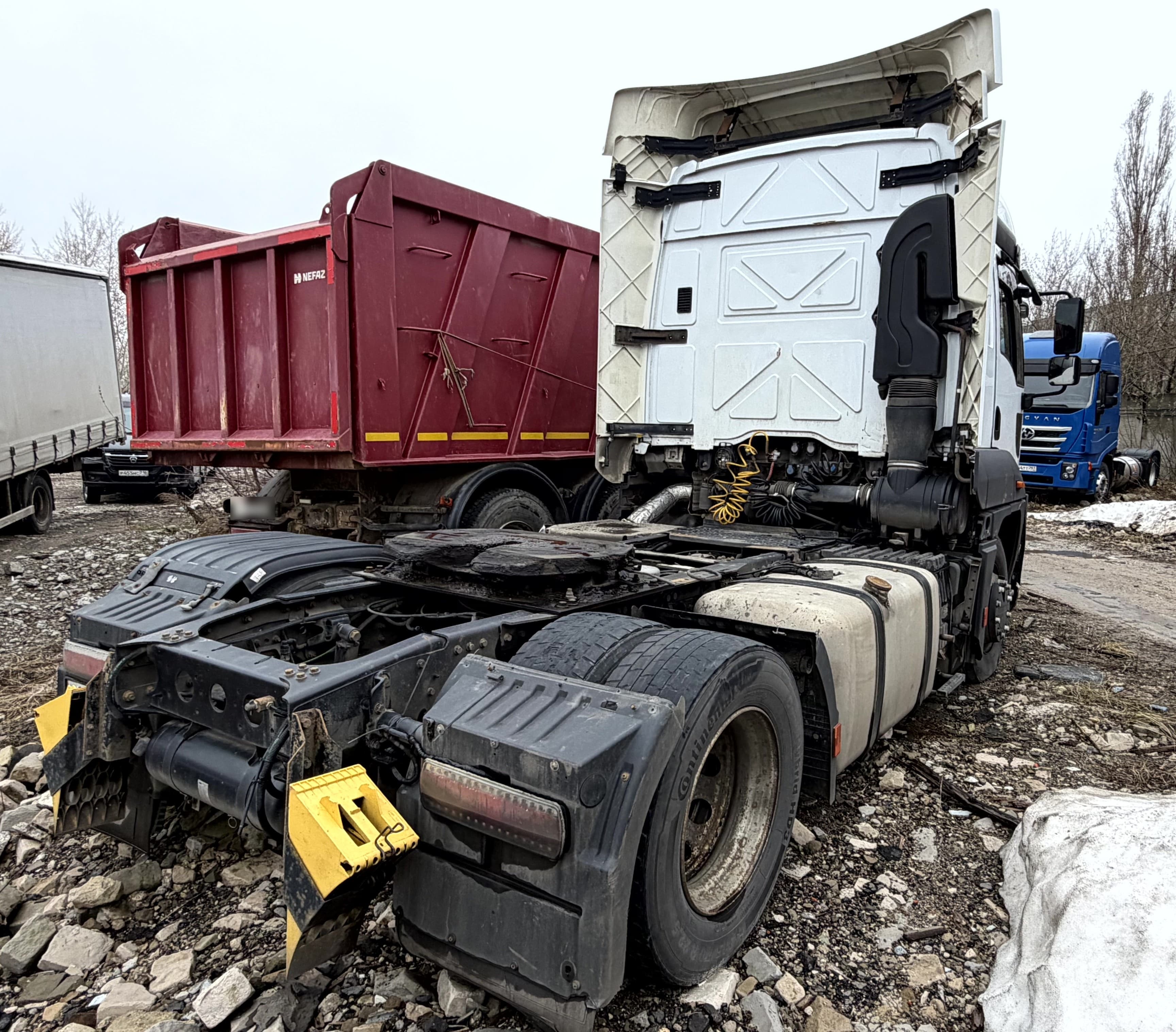 Ford Cargo 4x2 Седельный тягач - 3