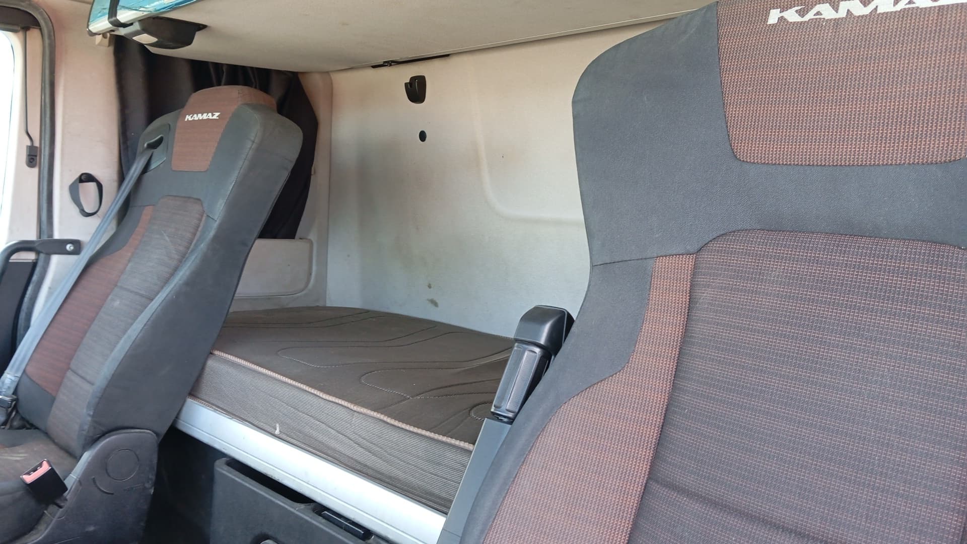 Камаз 54901 4x2 Седельный тягач - 9