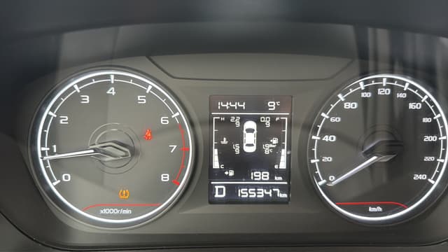 Geely Emgrand 7 - 6
