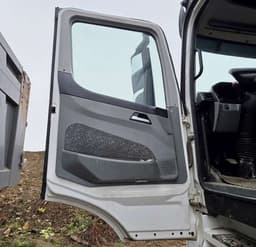 Beiben ND3250 6x4 Седельный тягач - 6