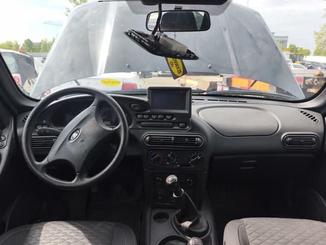Lada Niva Travel - 4