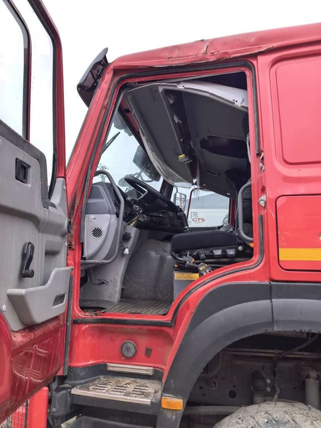 Howo T5G 6x4 Самосвал - 6