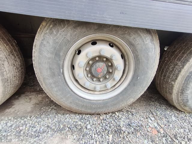 Bonum 9142* Полуприцеп шторный - 5