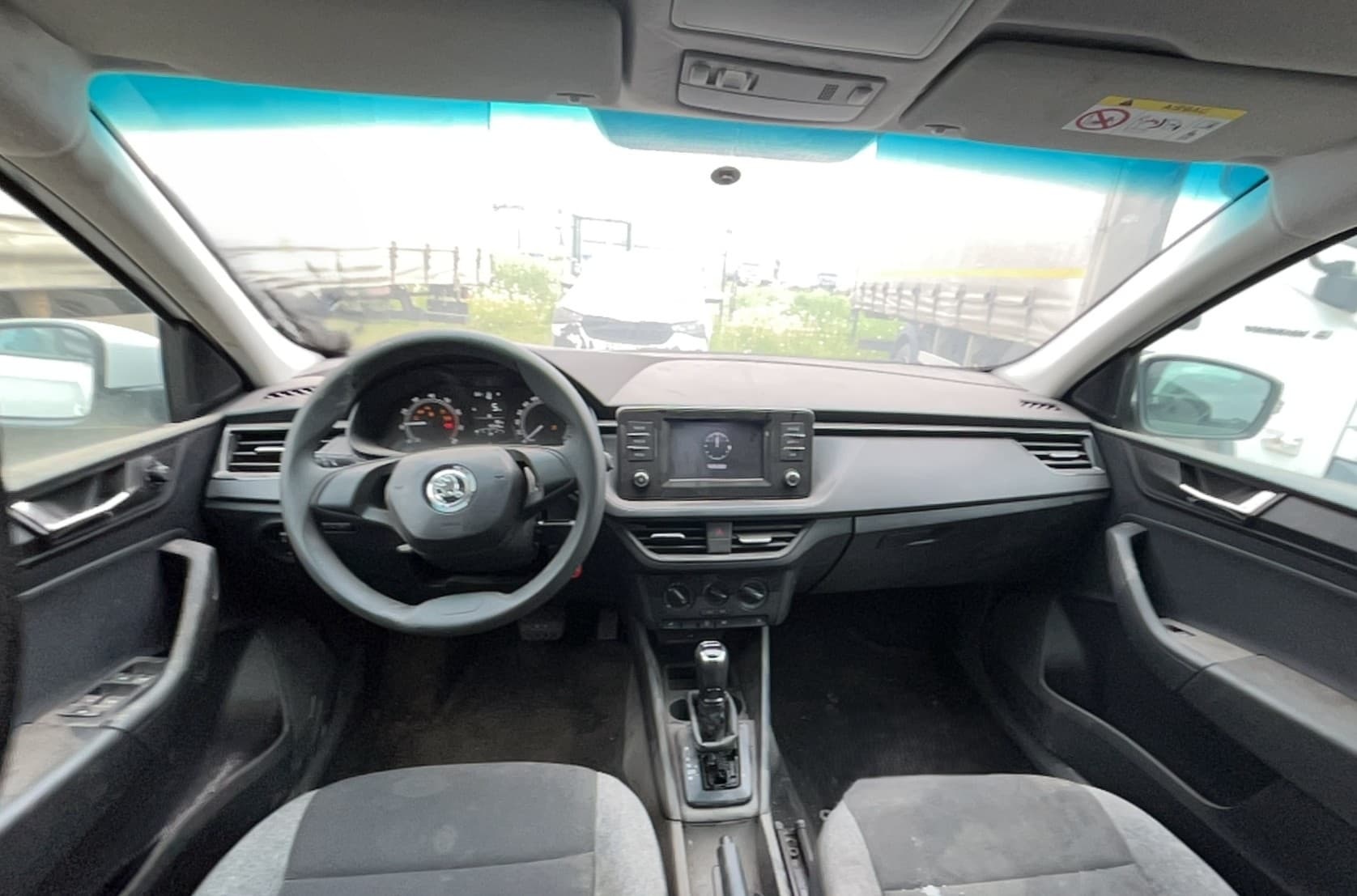 Skoda Rapid - 5