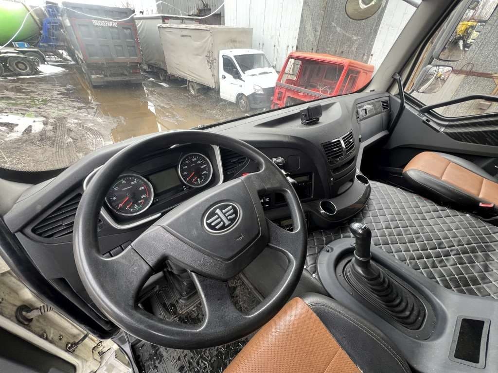 FAW J6 8x4 Самосвал - 5