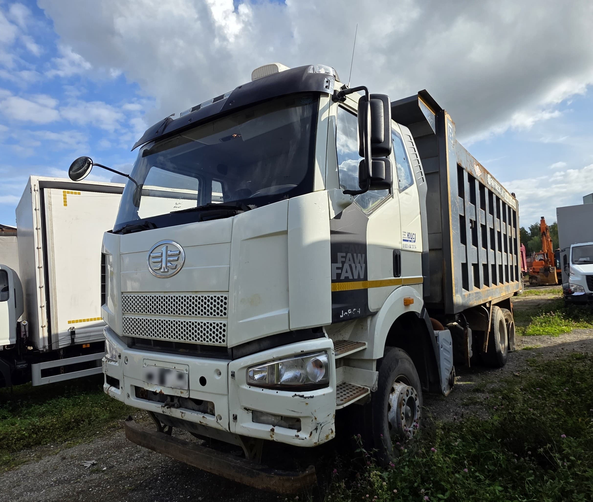 FAW J6* 6x4 Самосвал - 1