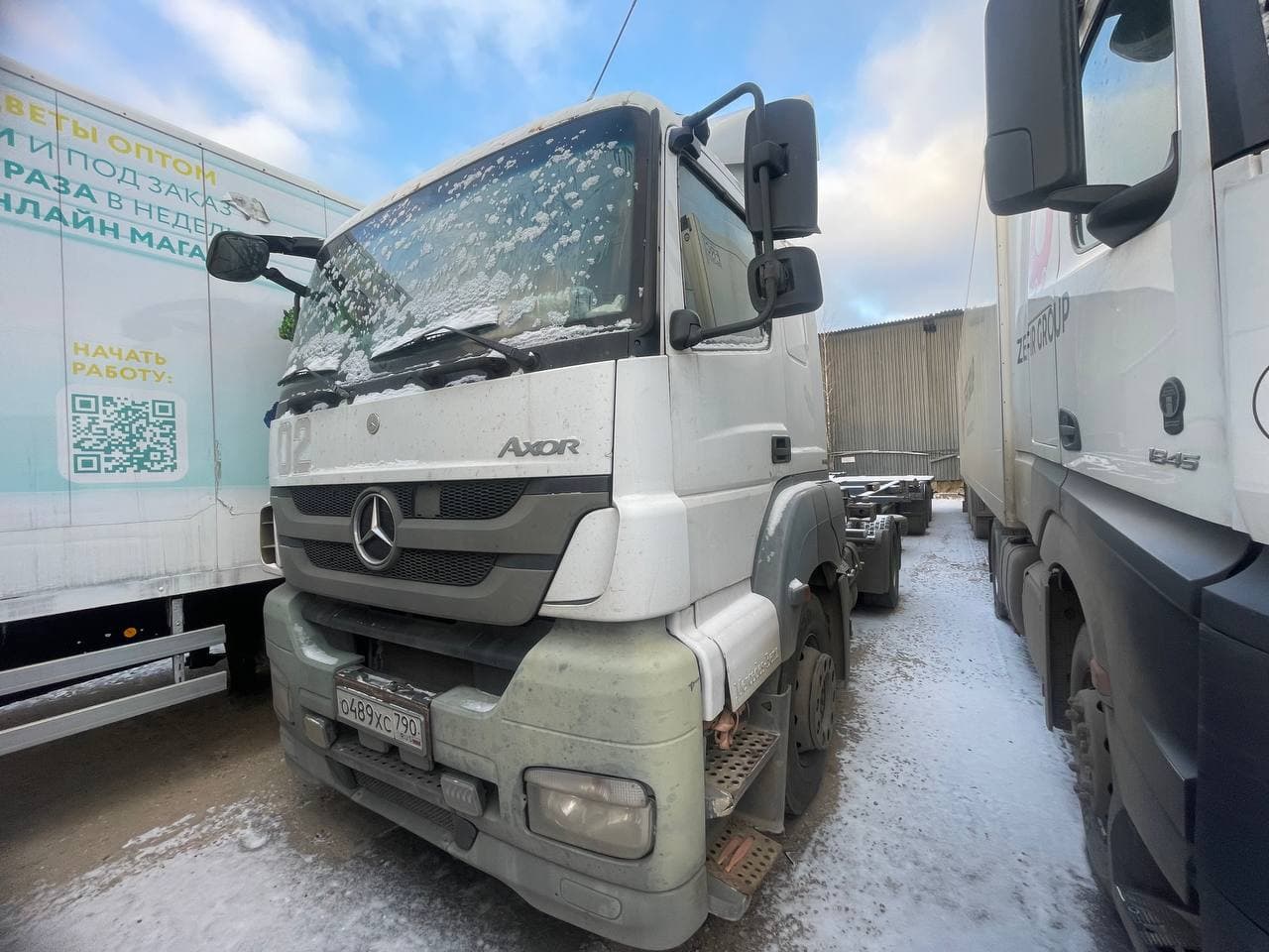 Mercedes-Benz Axor 4x2 Седельный тягач - 1