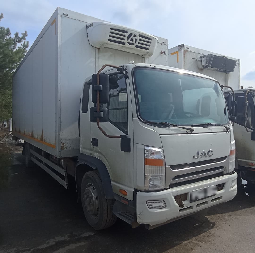 Рустрак 5389* на шасси JAC N120 4x2 Изотермический/рефрижератор с гидробортом - 2