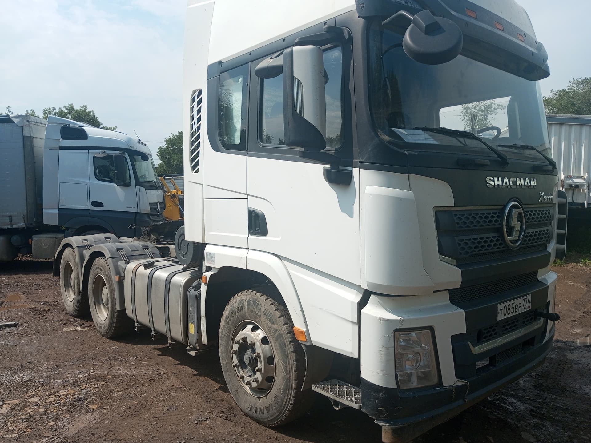 Shacman (Shaanxi) SX* 6x4 Седельный тягач - 2