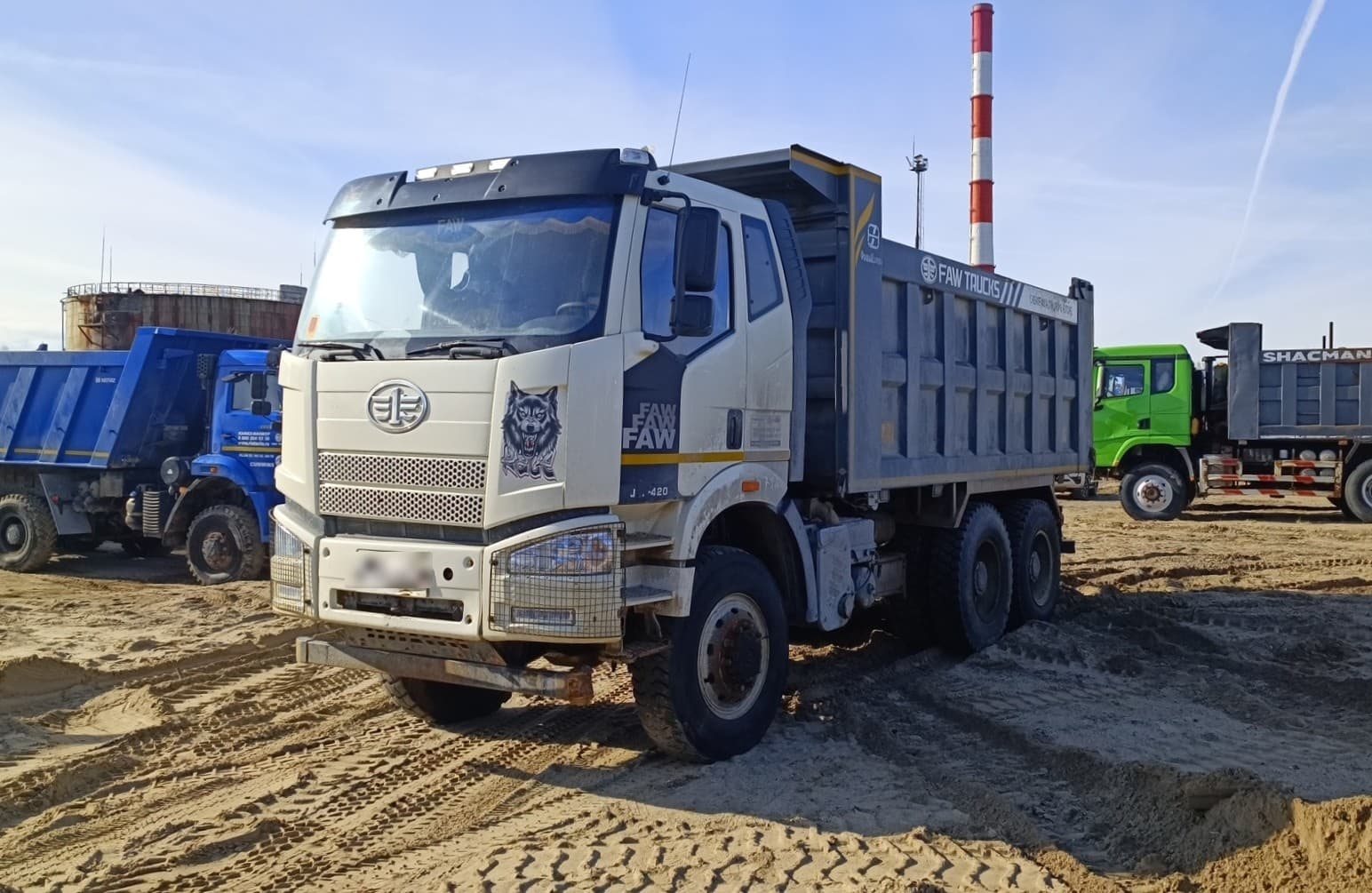 FAW J6* 6x6 Самосвал - 1