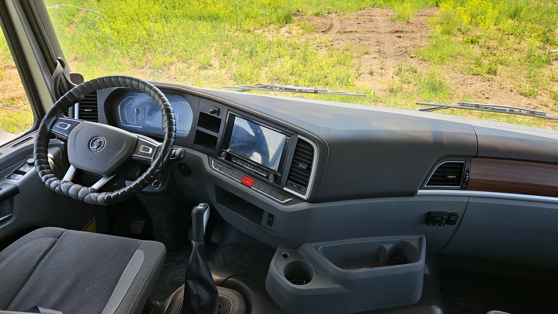 Shacman (Shaanxi) SX* 8x4 Самосвал - 5