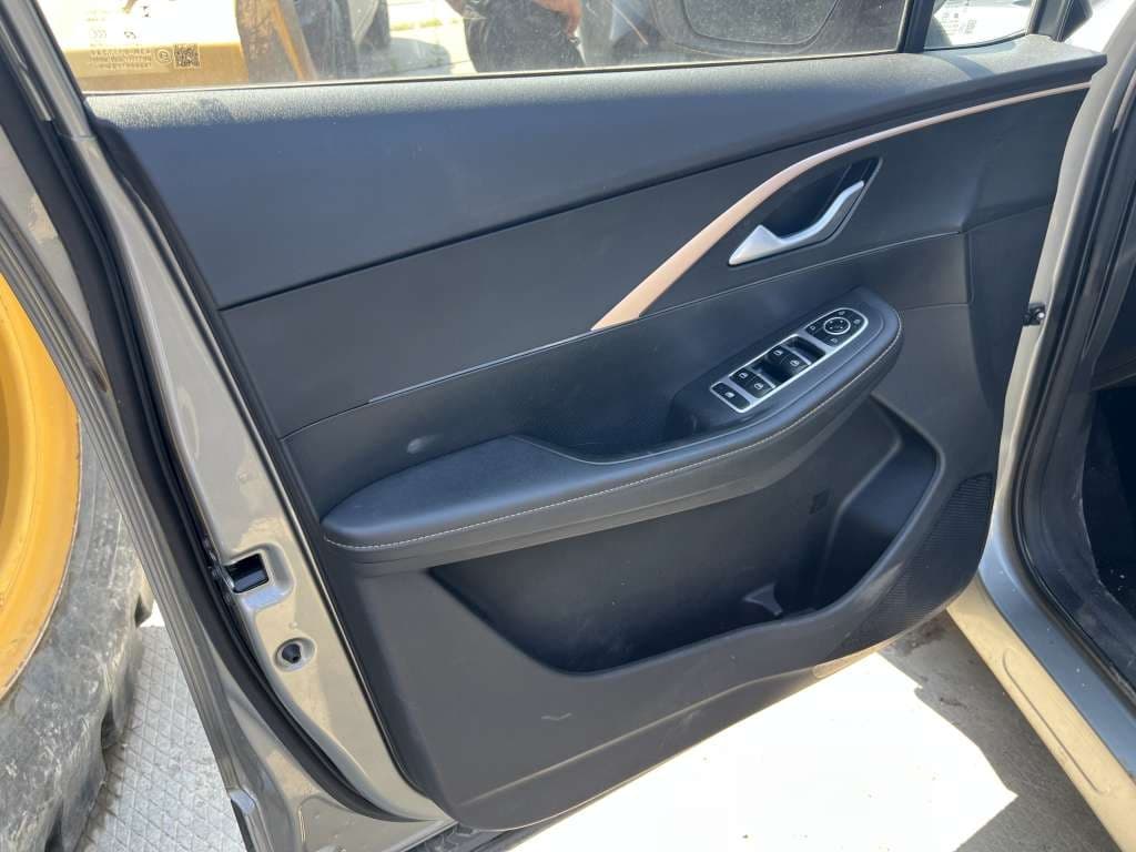 Omoda C5 - 8