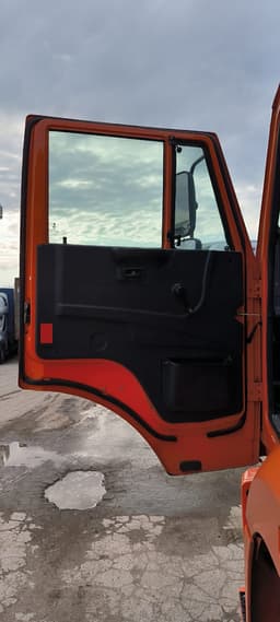 Спецавтокам 6890* на шасси Камаз 65115 6x4 Зерновоз - 7