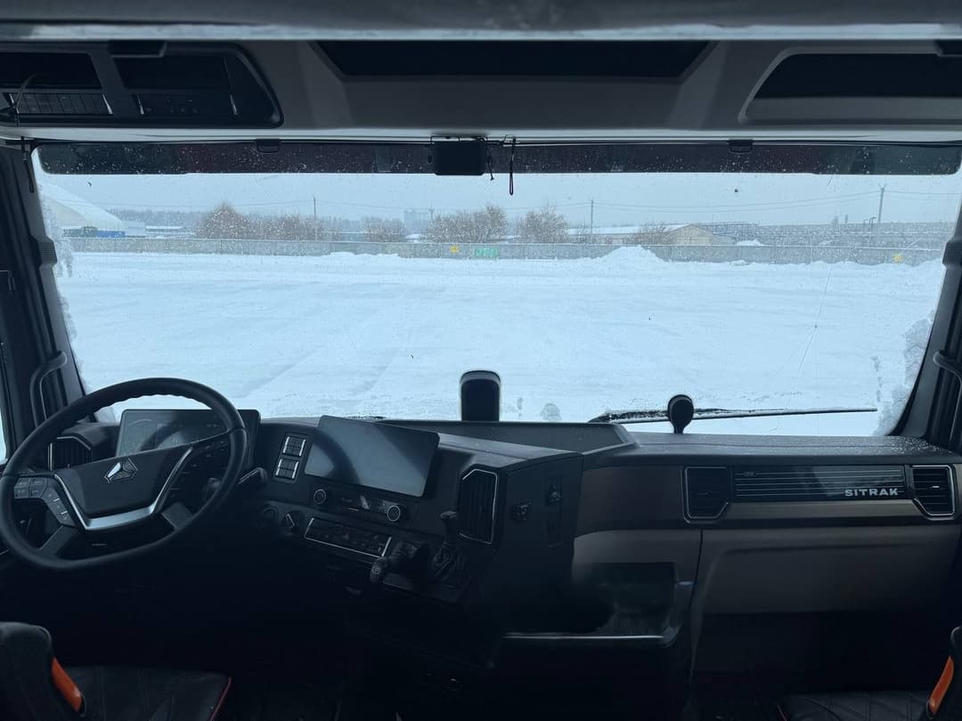 Sitrak C7H 4x2 Седельный тягач - 5