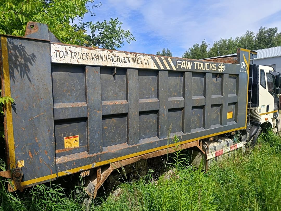 FAW J6* 6x6 Самосвал - 3