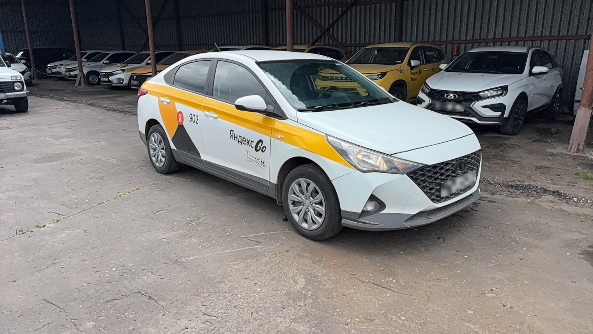Hyundai Solaris - 2
