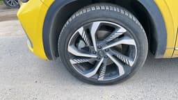 Geely Monjaro - 10