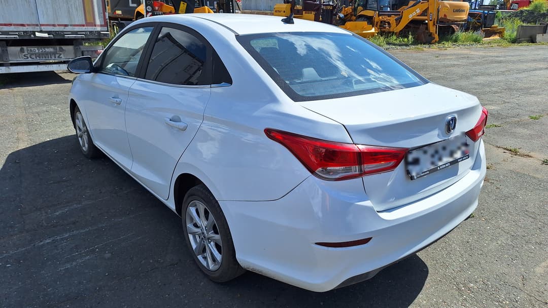 Changan Alsvin - 4