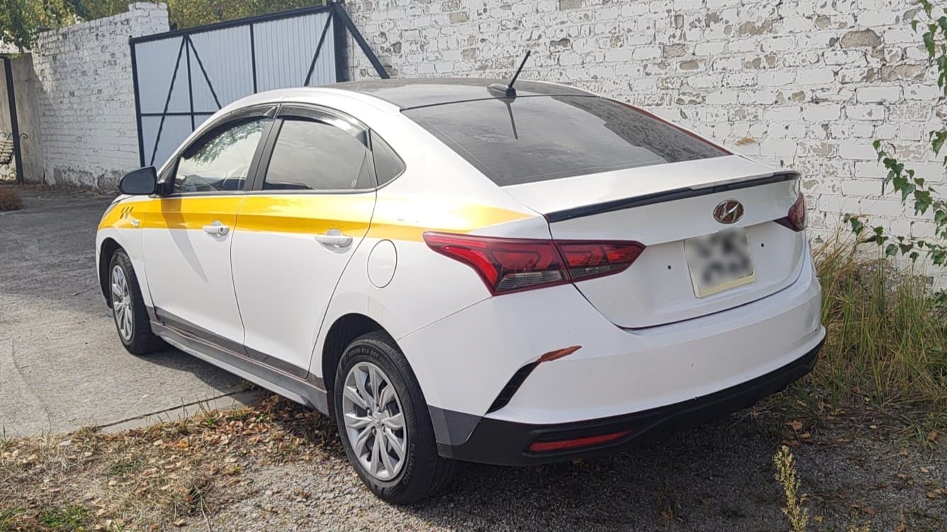 Hyundai Solaris - 4
