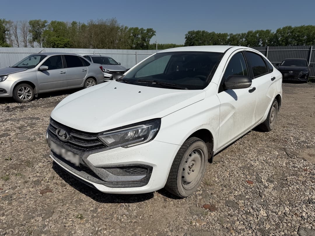 Lada Vesta седан - 1
