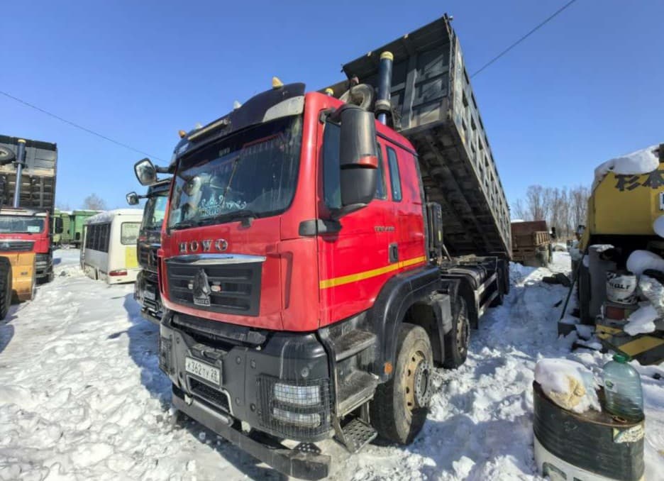 Howo T5G 8x4 Самосвал - 1
