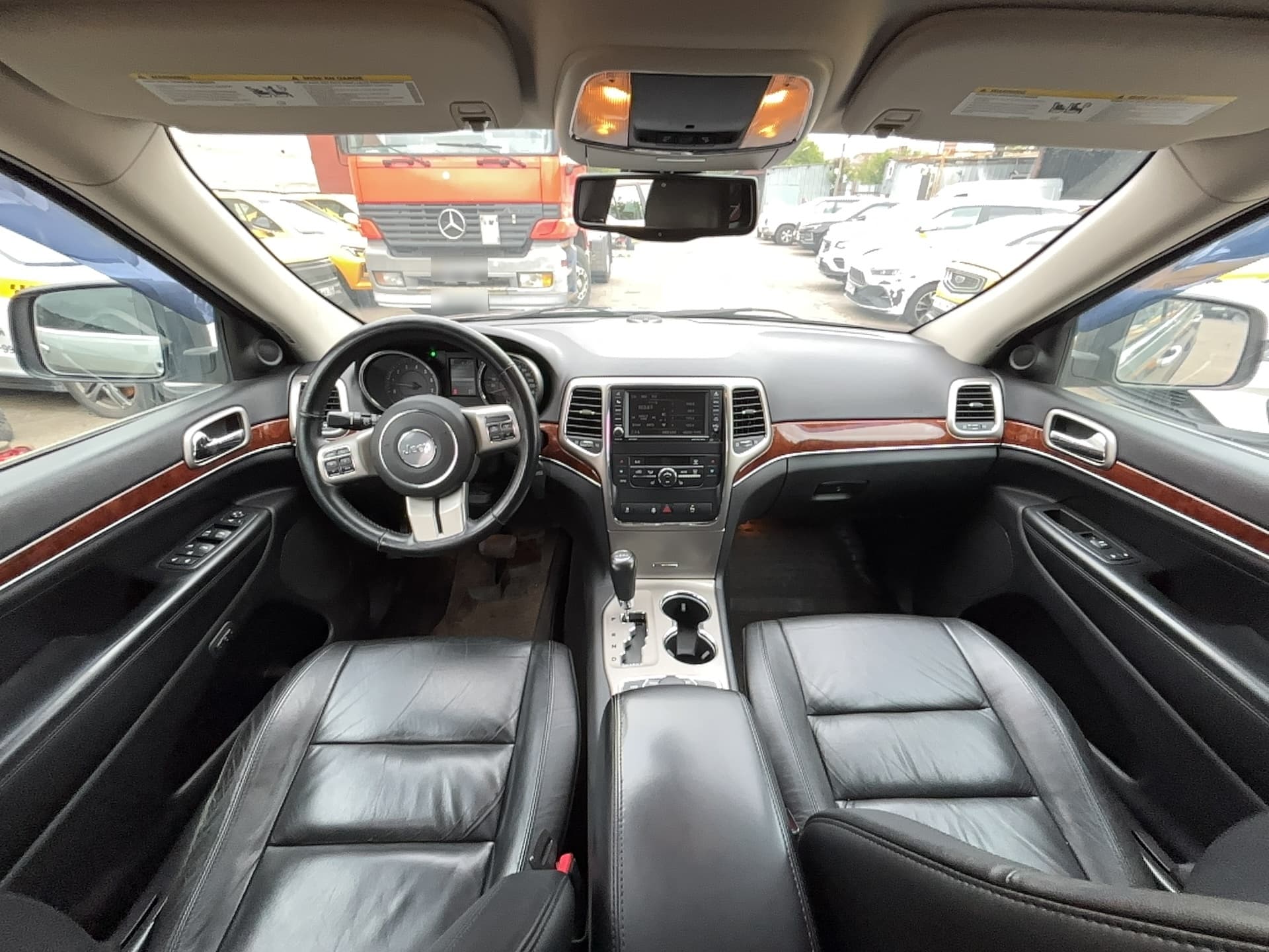Jeep Grand Cherokee - 5