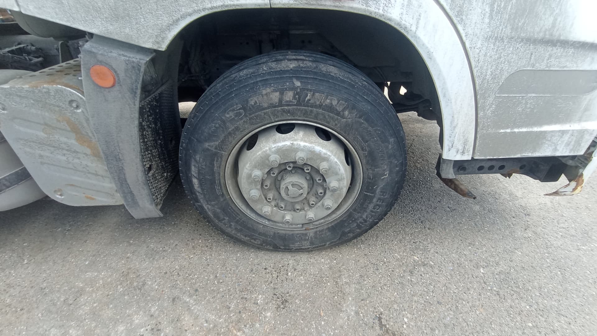 FAW J7 4x2 Седельный тягач - 9