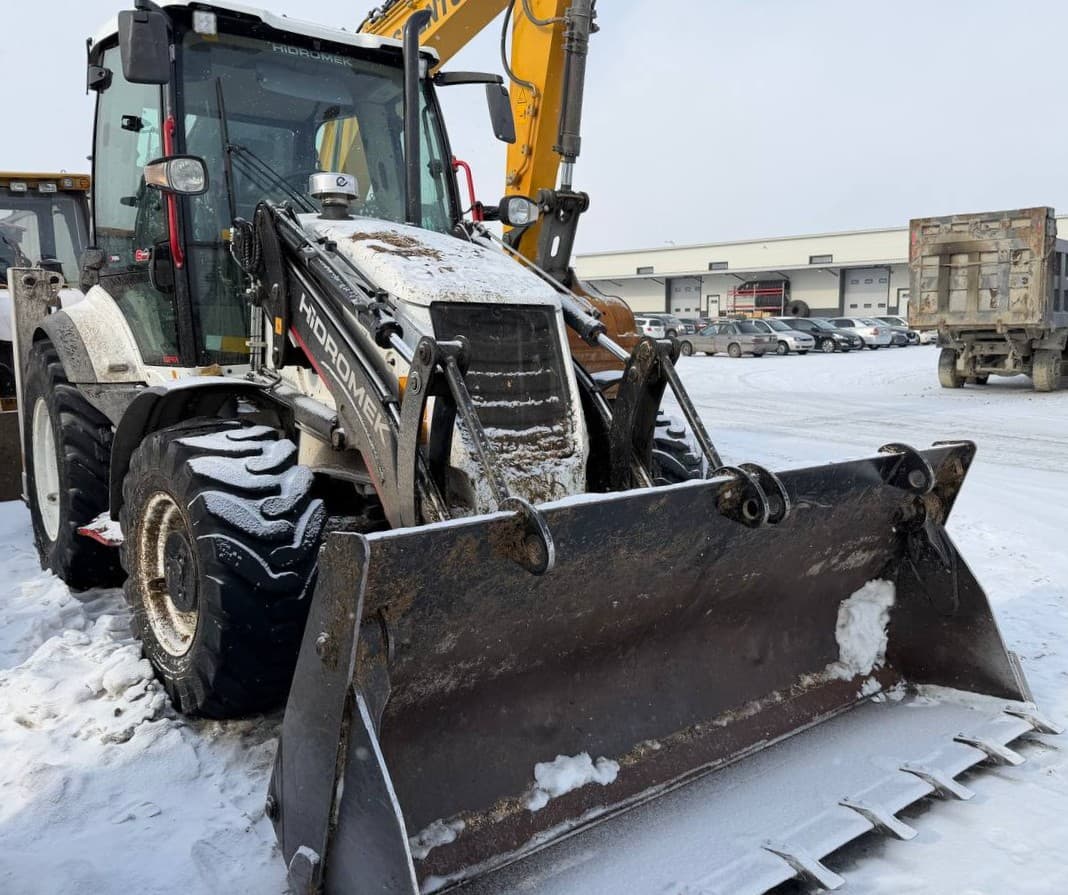 Hidromek HMK* Экскаватор-погрузчик - 2