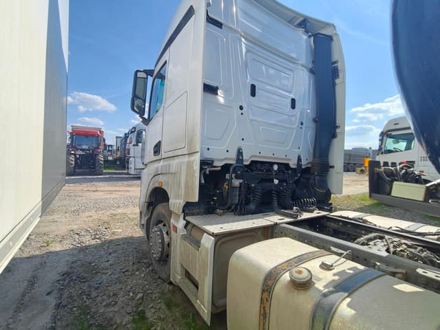 Камаз 54901 4x2 Седельный тягач - 4