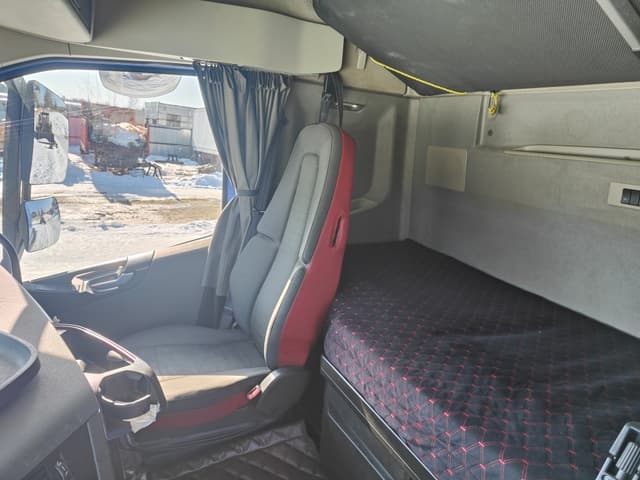 Volvo FH 6x4 Седельный тягач - 7