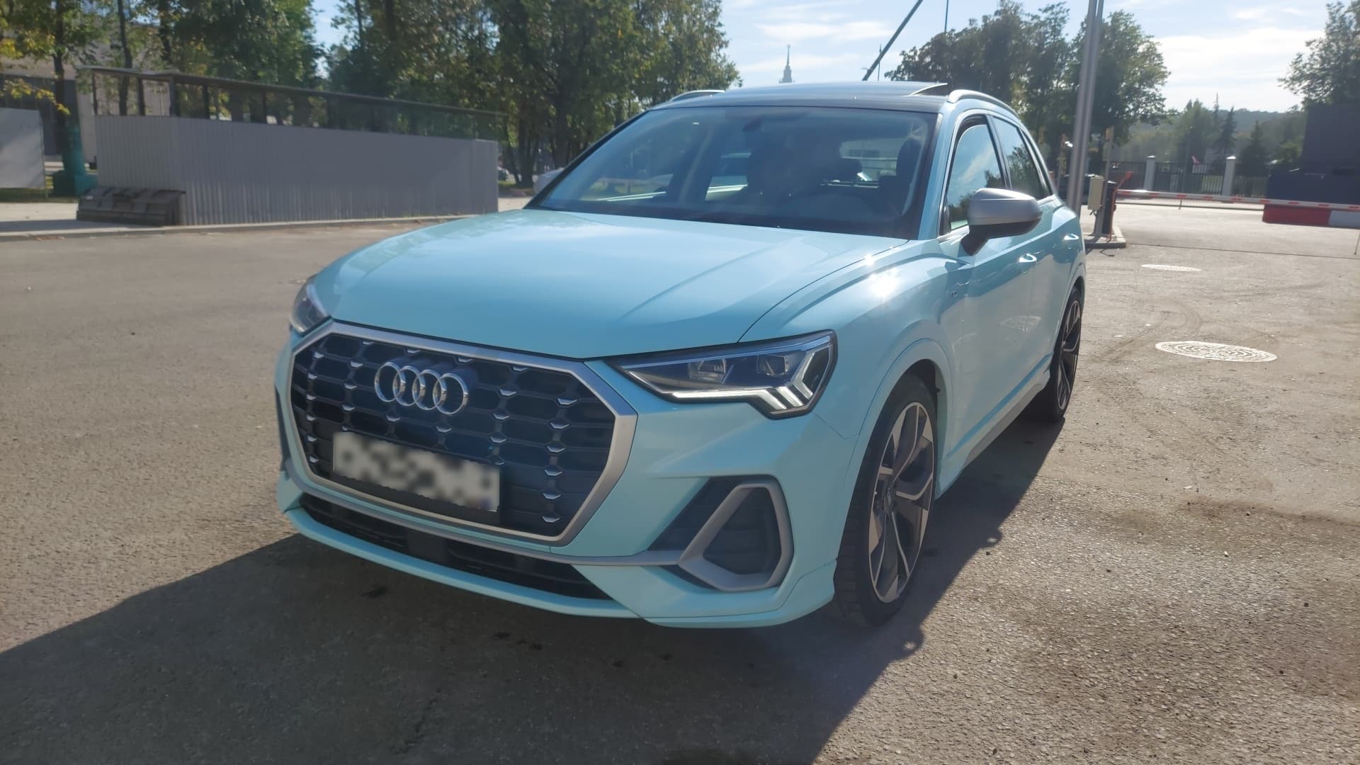 Audi Q3 - 1