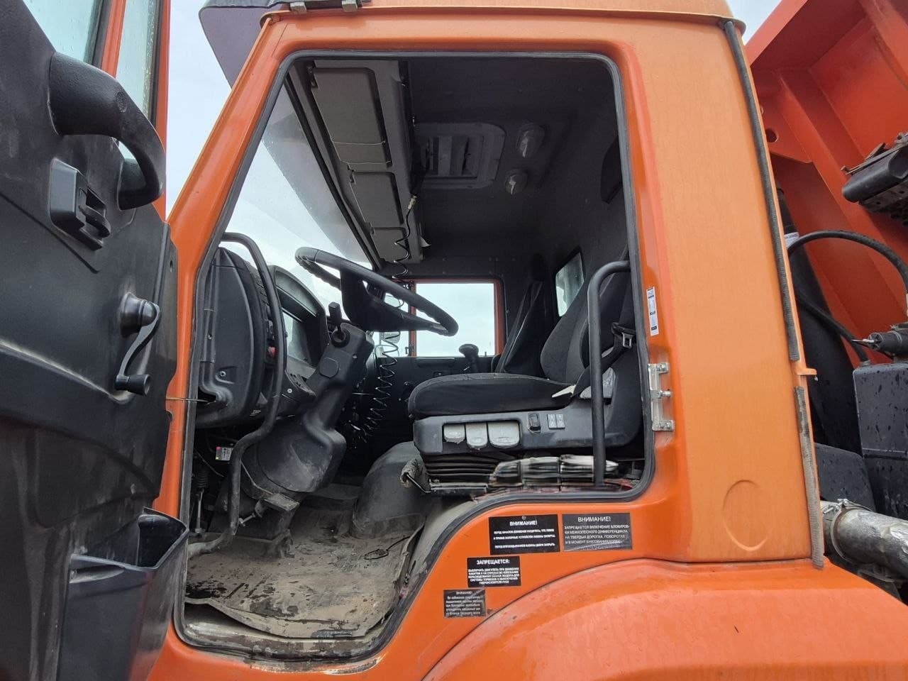 Камаз 6520 6X4 Самосвал - 5