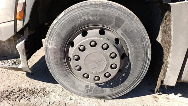Shacman (Shaanxi) SX* 4x2 Седельный тягач - 10