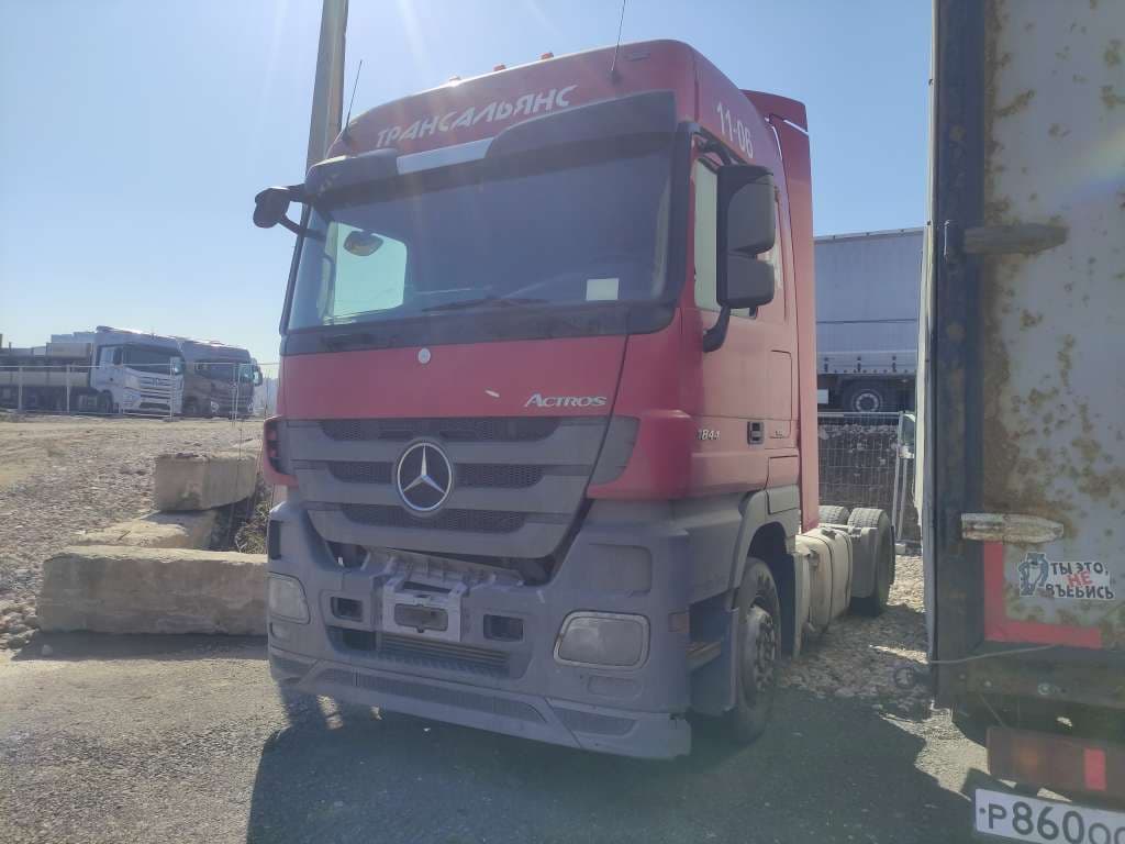 Mercedes-Benz Actros 4x2 Седельный тягач - 1