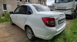 Lada Granta седан - 4