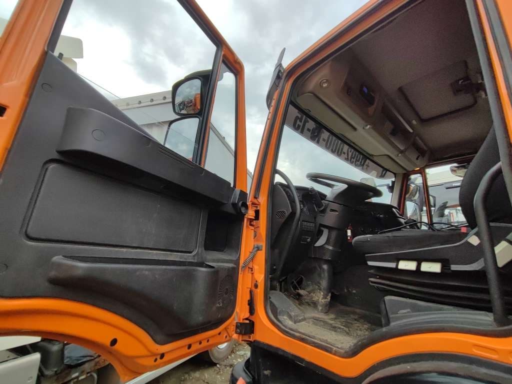 Карвинг 3370* на шасси HONGYAN GENLYON 6x4 Бортовой с КМУ - 6