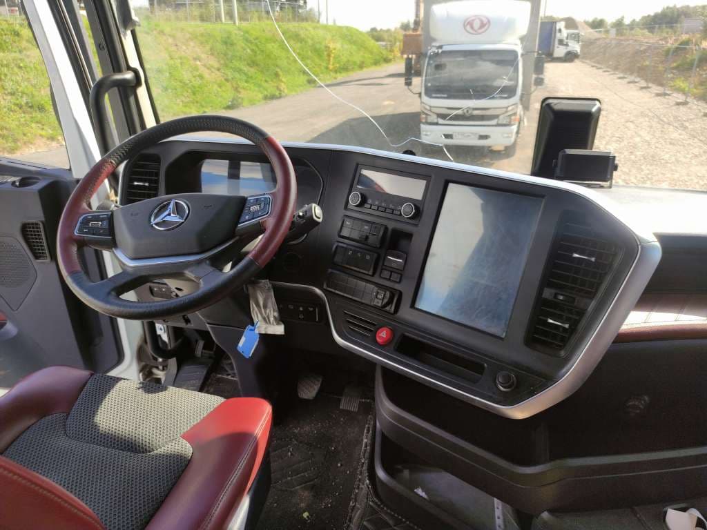 Sany D* 4x2 Седельный тягач - 5