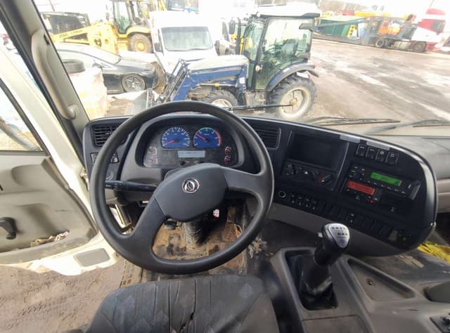 Dongfeng DFH 8x4 Самосвал - 5