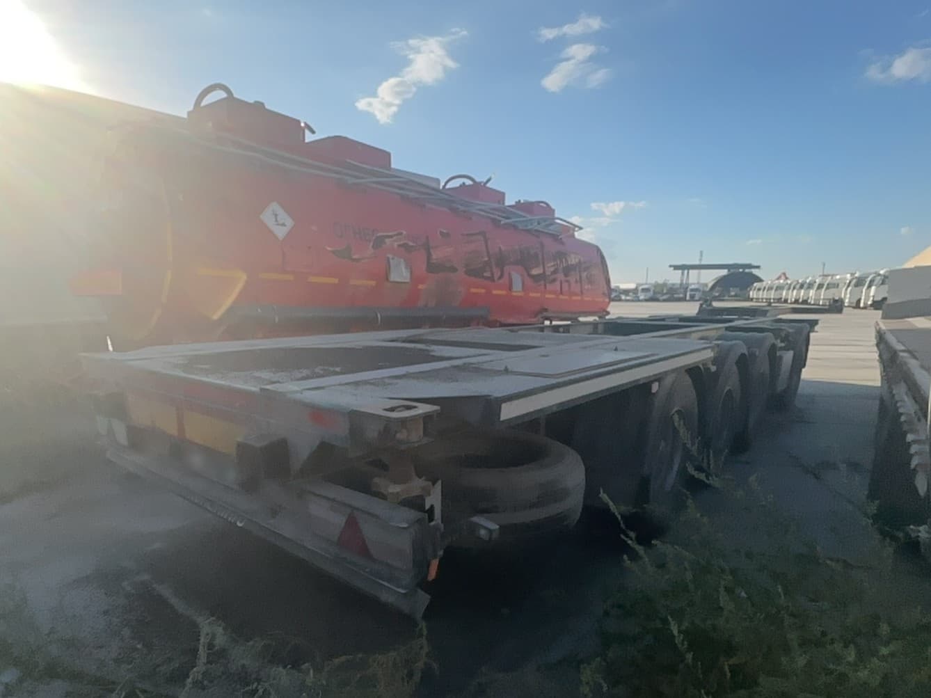 Тонар 998* Полуприцеп контейнеровоз 4 оси - 3