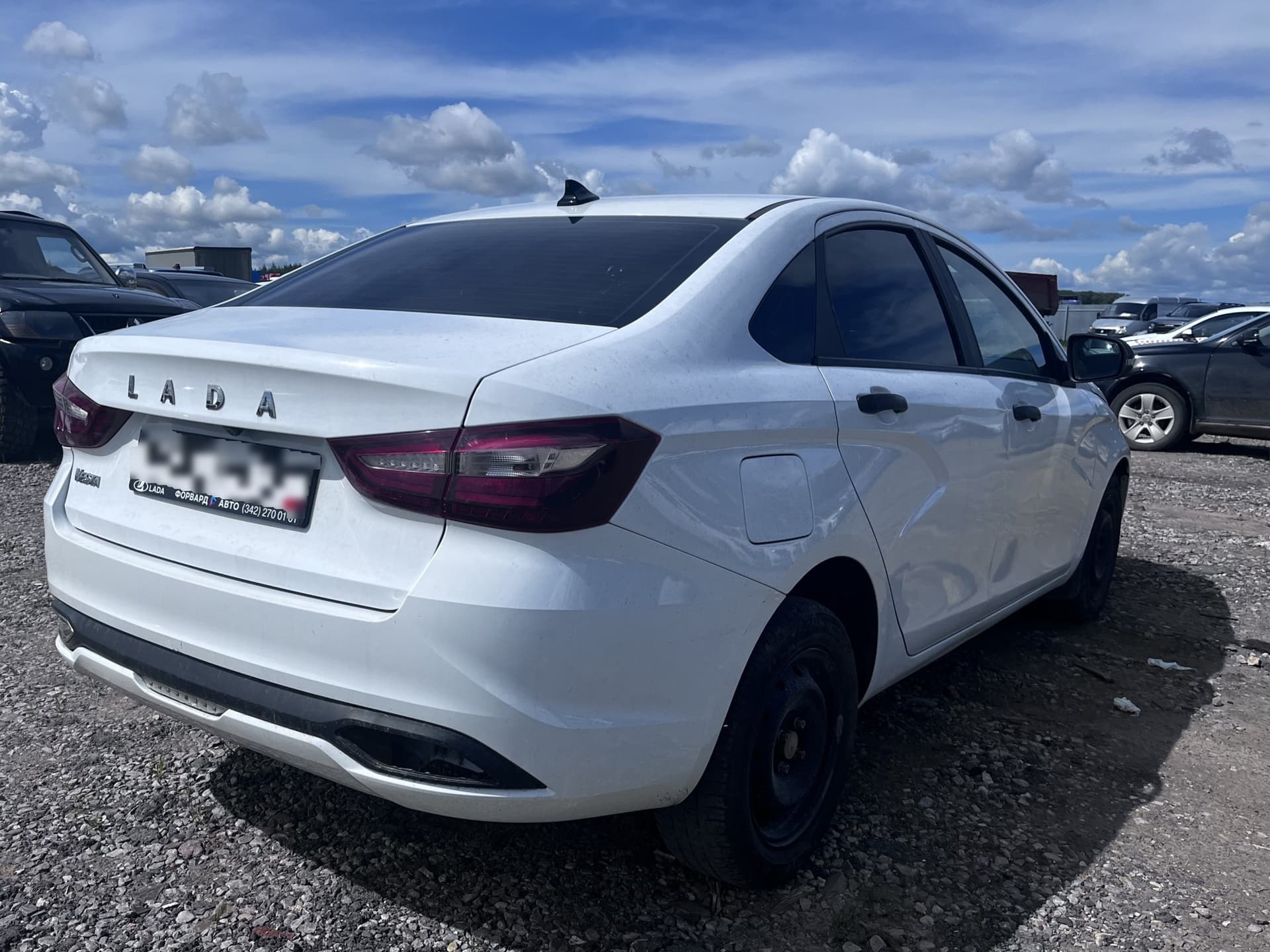 Lada Vesta седан - 3