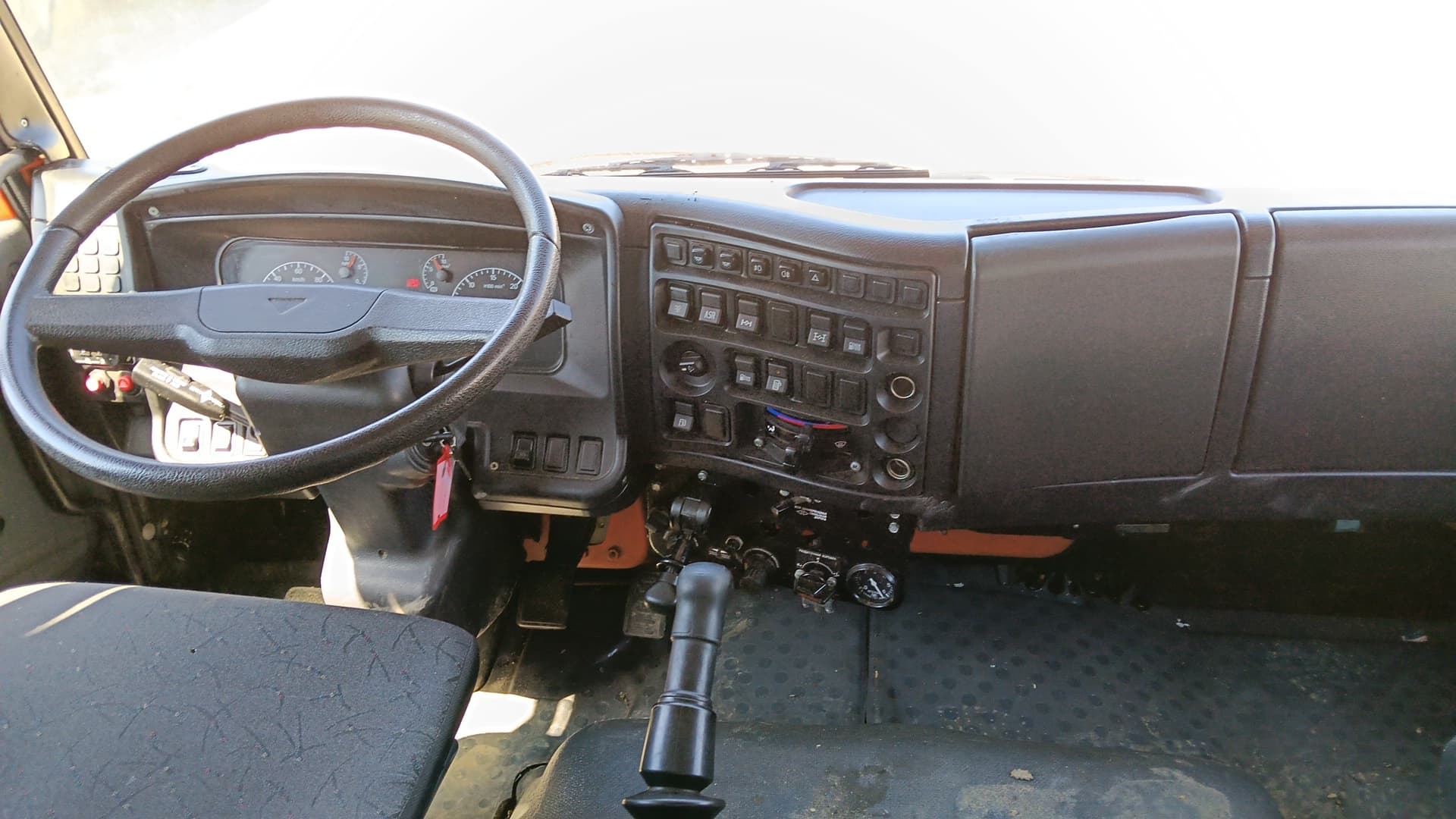 Рр Групп 4303* на шасси КамАЗ 43118 6x6 Седельный тягач - 5