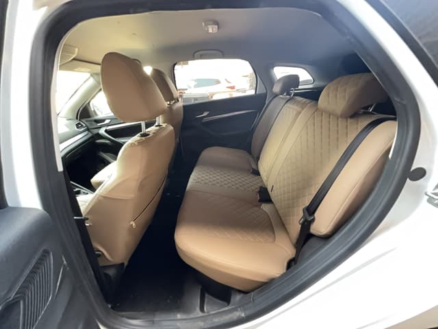 Lada Vesta SW - 9