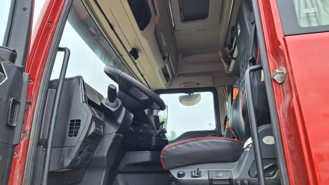 Sitrak C7H 4x2 Седельный тягач - 6