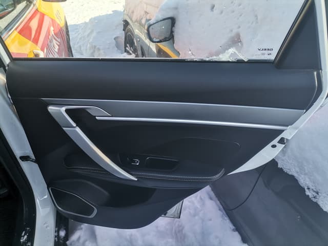 Geely Coolray - 7