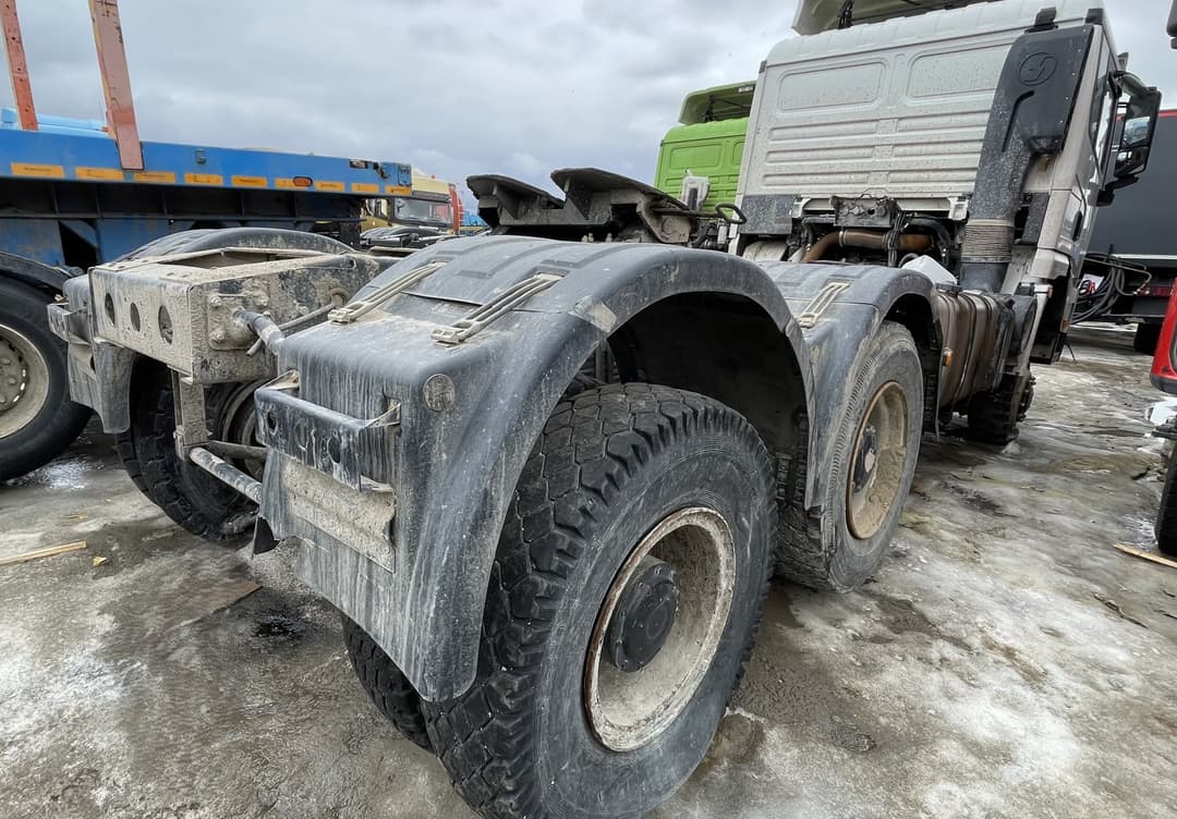 Shacman (Shaanxi) SX* 6x6 Седельный тягач - 3